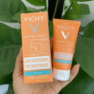 Set kem chống nắng Vichy 50ml dành cho da dầu capital soleil spf50.