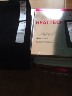 Quần heattech uniqlo