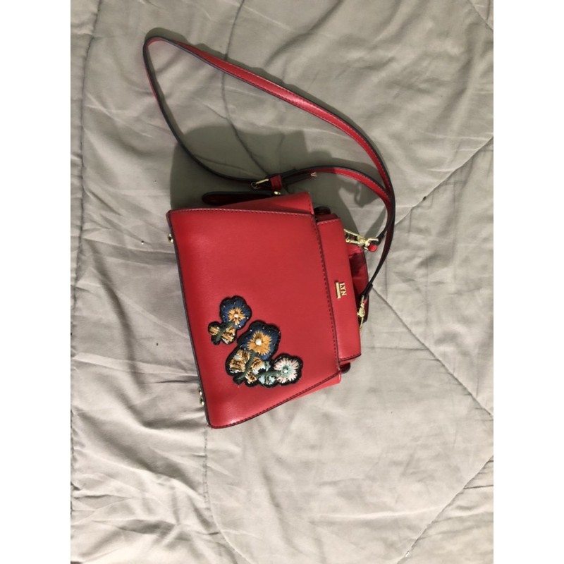 Thanh lý túi xách