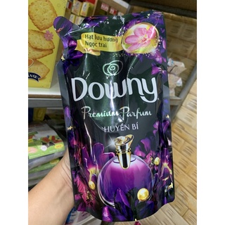 Nước xả vải Downy hương nước hoa, túi 750ml