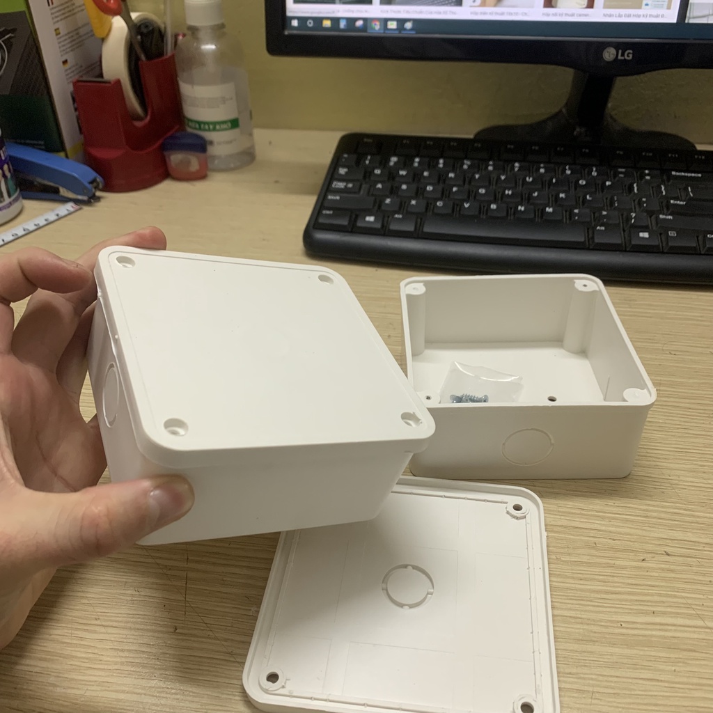 Hộp kỹ thuật dùng cho camera, Box nhựa ABS kích thước 11x11x5cm
