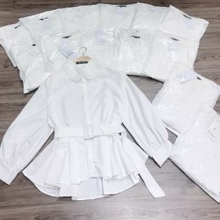 Áo sơ mi cổ ren