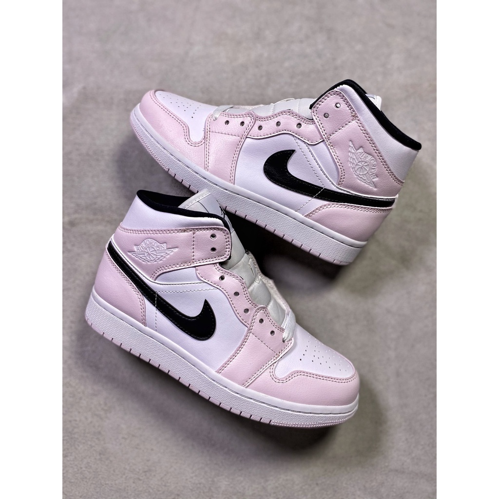 Giày Air Jordan 1 Mid "Barely Rose"