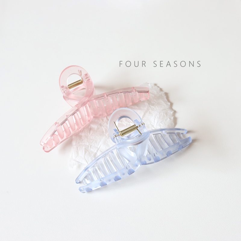 Kẹp tóc màu sắc ngọt ngào thiết kế phong cách giản dị thời trang cho nữ