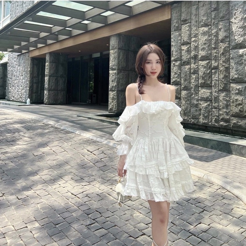 ĐẦM 2 DÂY HOA NỔI BÈO TẦNG 14CLOTHINGGG