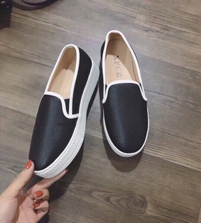 Slip on da viền kẻ