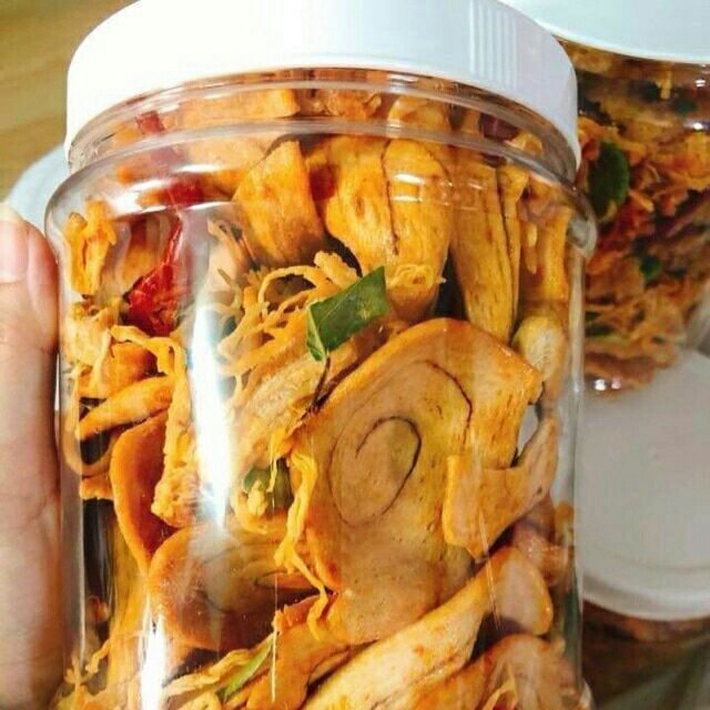 500GR BÁNH TAI HEO MẮM ỚT LẮC KHÔ GÀ LÁ CHANH THƠM NGON