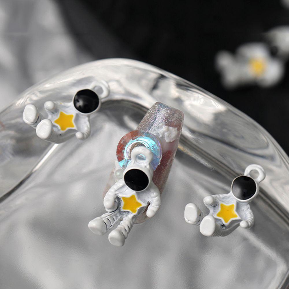 Phụ Kiện Trang Trí Móng Nghệ Thuật DIY Hình Phi Hành Gia Dễ Thương Sáng Tạo