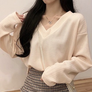 Áo len nữ mỏng tay dài cổ V màu trắng đen quảng châu thời trang thu đông kiểu 2021