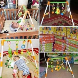 Kệ chữ A phát nhạc cho bé