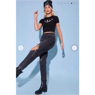 Áo croptop in mèo Kitty