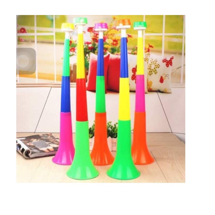 Kèn còi cổ vũ bóng đá dài 60cm âm thanh to, vang dội