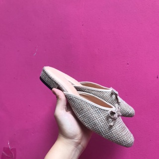Giày sục mules mũi vuông