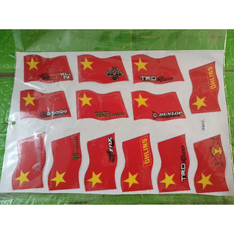 Bộ tem nổi 13 lá cờ Việt Nam siêu đẹp new