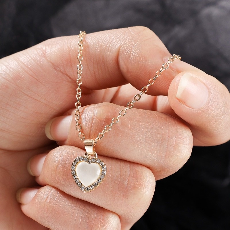 1 Vòng cổ Mặt Trái Tim Đính Đá Opal Phong Cách Hàn Quốc Tinh Tế Cho Nữ