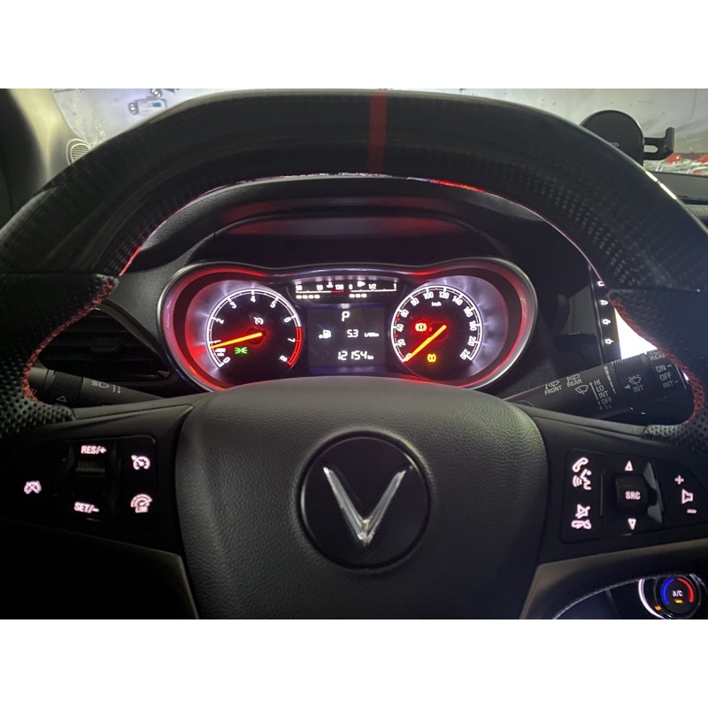 Combo: Phím Media, Phím Cruise Control - Lim, Cáp còi và bộ dây cho VinFast Fadil