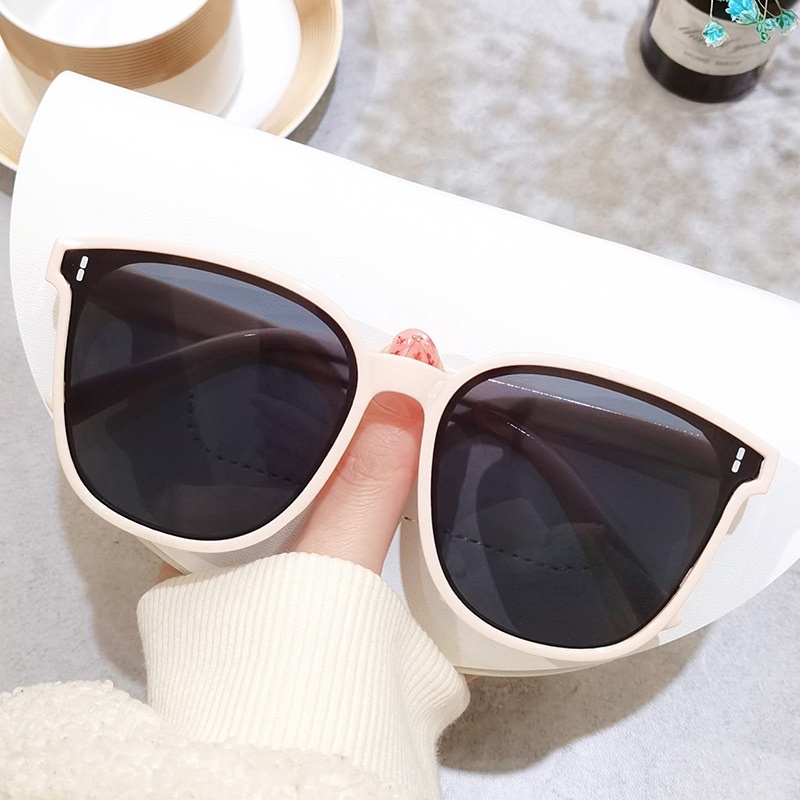 Kính mát nữ chống nắng tia uv