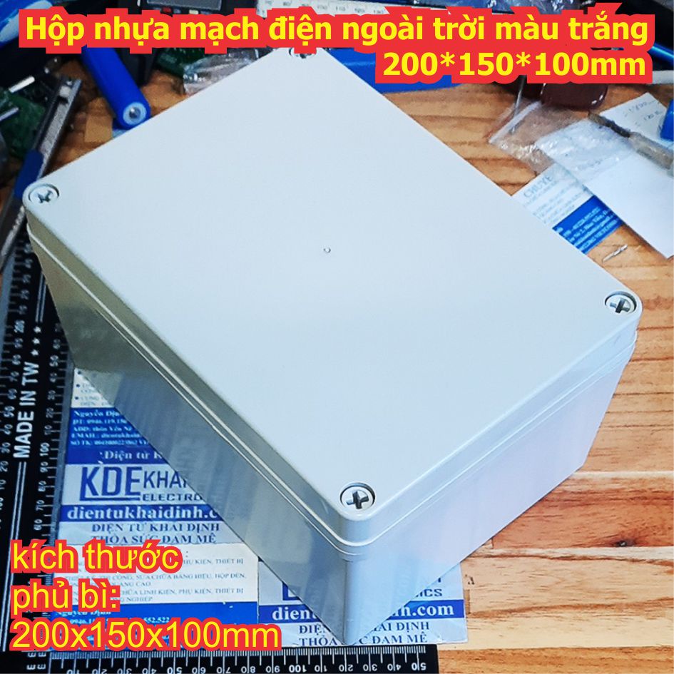 Hộp nhựa mạch điện ngoài trời màu trắng 200*150*100mm kde8217