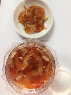 Tôm đất chua nhà làm