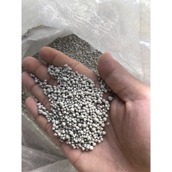 Cát Việt Nam có mùi thơm túi 10kg.