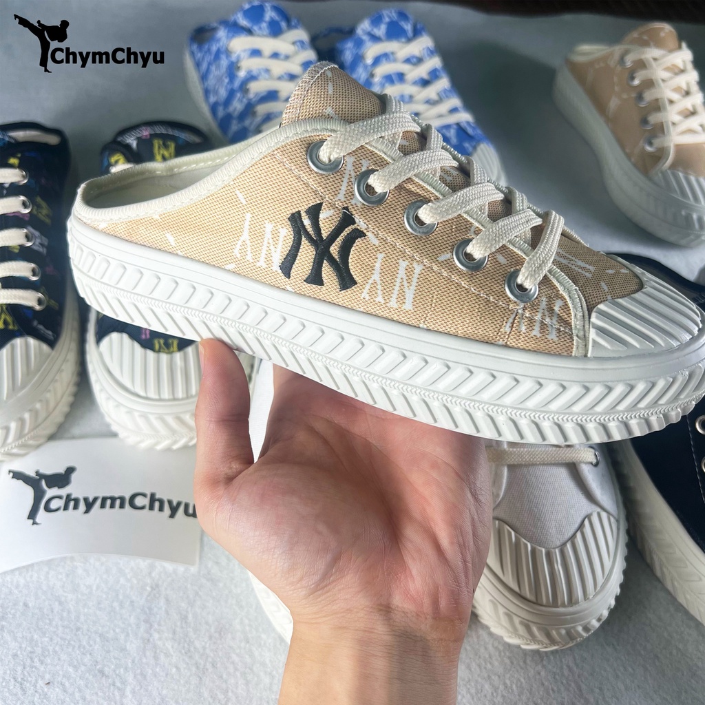 Giày Sục Đạp Gót MLB NY Nữ màu đen