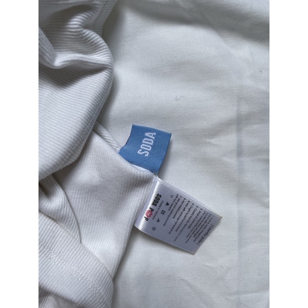 Áo local brand upz gout chic a choo