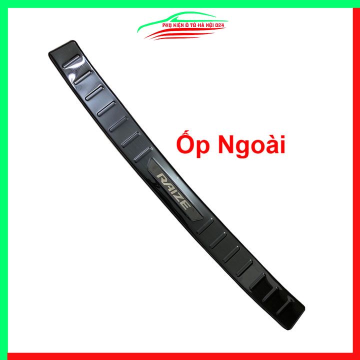 Ốp chống trầy cốp Raize 2021-2023 thép không gỉ vân Titan chống trầy bảo vệ xe