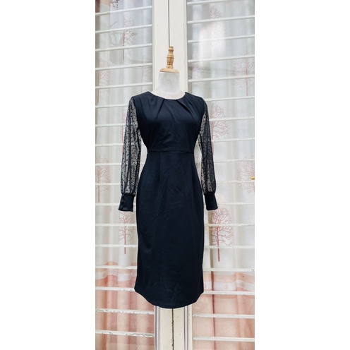 Đầm Calvin Klein dư xịn siêu đẹp dáng sang