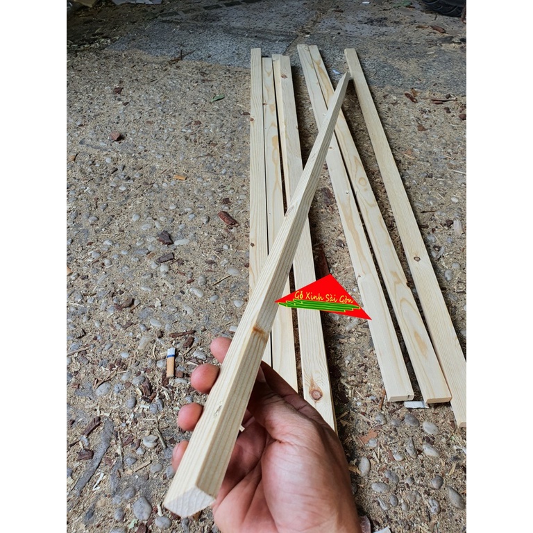 Thanh gỗ thông pallet rộng 3cm,dài 1m2,dày 1.3cm dùng đóng thùng pallet, trang trí ngoài trời,làm khung sườn,thanh nẹp