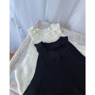 ÁO CROPTOP CỔ YẾM LEN
