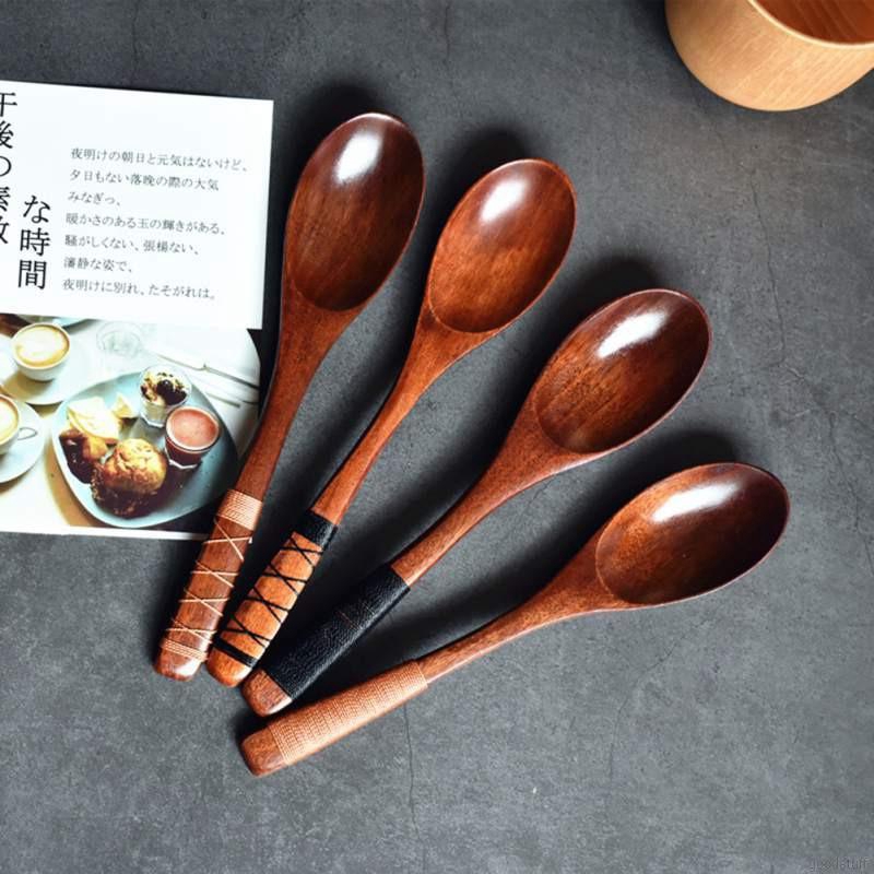 Muỗng gỗ màu trơn lớn với tay cầm dài trang trí dây buộc độc đáo