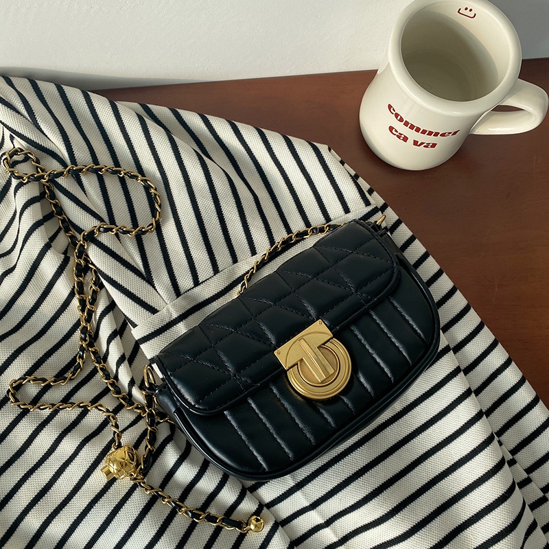 Túi Xách Đeo Vai Kiểu Vuông Nhỏ Dây Đeo Chuỗi Hạt Mẫu Mới Thời Trang Mùa Xuân Dành Cho Nữ 2022