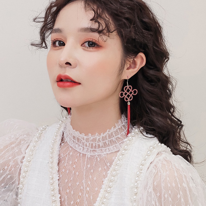 Khuyên Tai Tua Rua Màu Sắc Đỏ Phong Cách Trung Hoa Cổ Điển