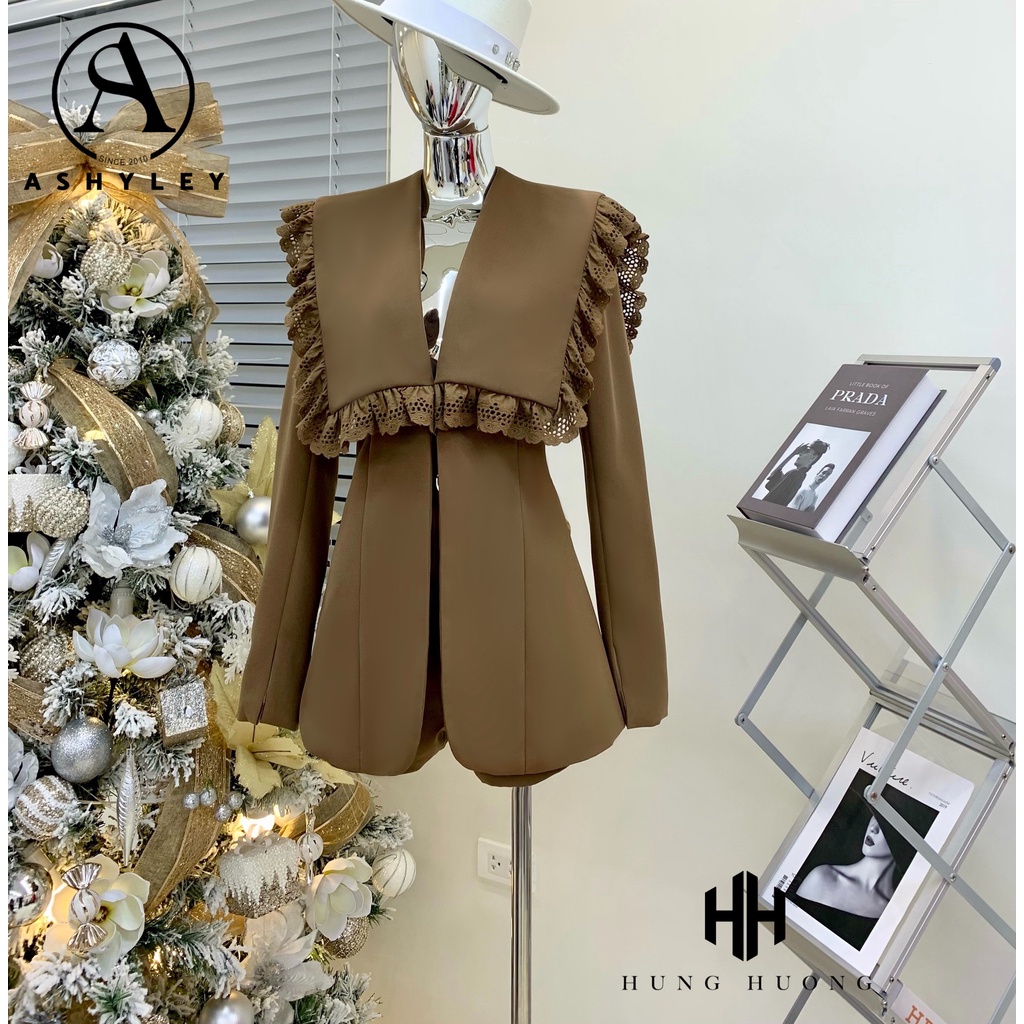 SET ÁO CỔ SEN VUÔNG PHỐI REN QUẦN SHORT SIÊU XINH