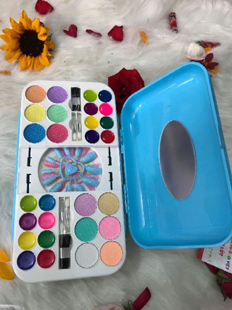 [đồ chơi cho bé] vali trang điểm phấn son cho bé và búp bê