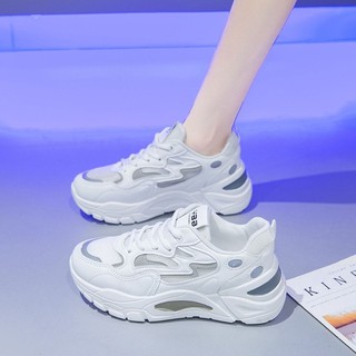 Giày sneaker thoáng khí đế độn tăng chiều cao năng động cá tính phù hợp với mùa hè dành cho nữ J43