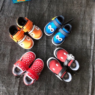 Giầy Adidas