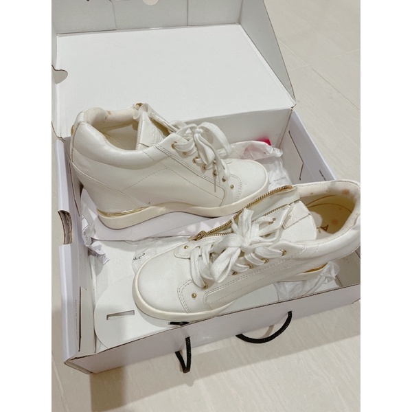 Thanh lý giày đôn đế tăng chiều cao 10cm chính hãng
