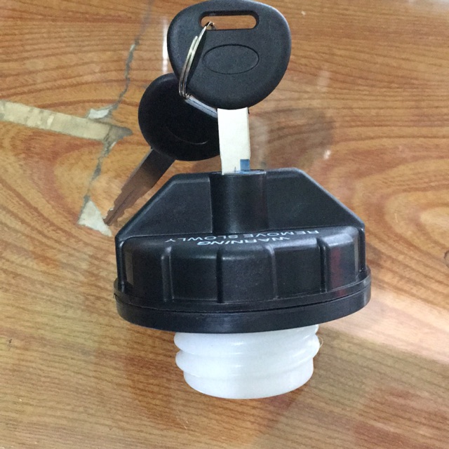 Nắp bình dầu Huyndai có khoá