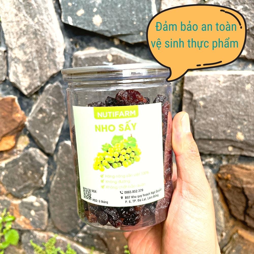Nho khô sấy dẻo không đường 300gr NutiFarm trái cây sấy đặc sản đà lạt