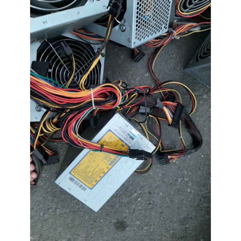 2 Cái Nguồn máy tính nguyên tem sài tốt 12v 15a cho thợ chế đồ. giá 2 cái