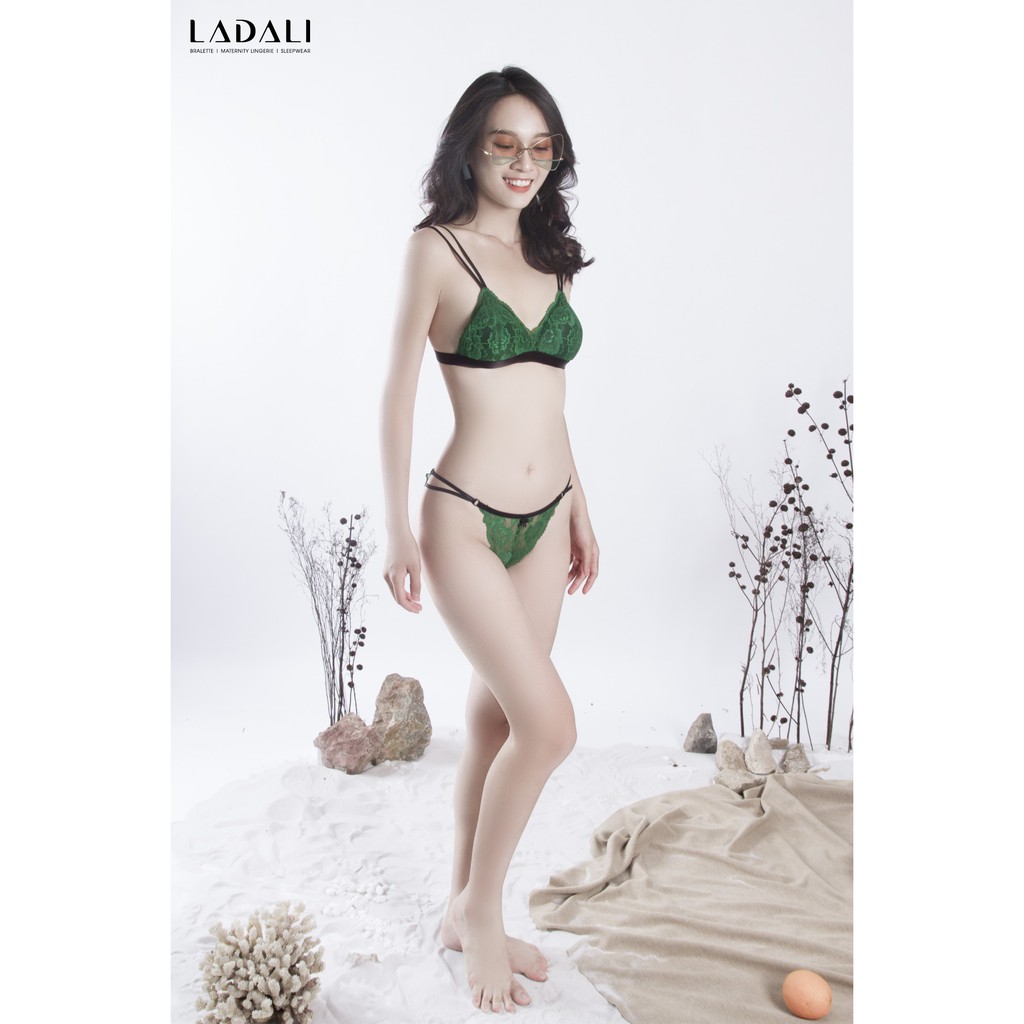Áo Ngực Bra 2 Dây Ren Cao Cấp - Bộ Đồ Lót Không Gọng Độc Đáo Màu Xanh Rêu | BigBuy360 - bigbuy360.vn