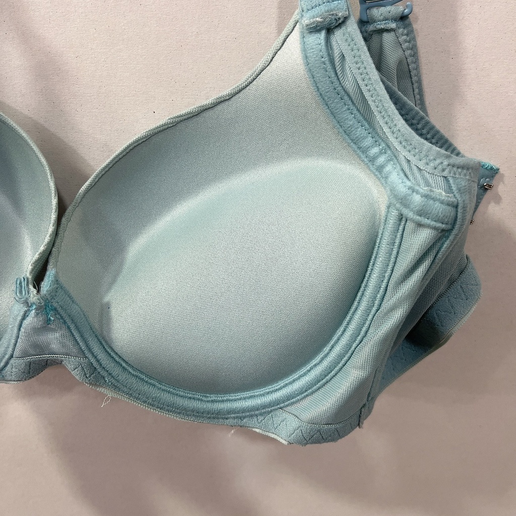 Áo lót nữ trơn nâng ngực Lovely 1186 mút ép dày có gọng nguyên ngực lưng bản lớn 3 móc cài size 36-38-40 mặc áo dài