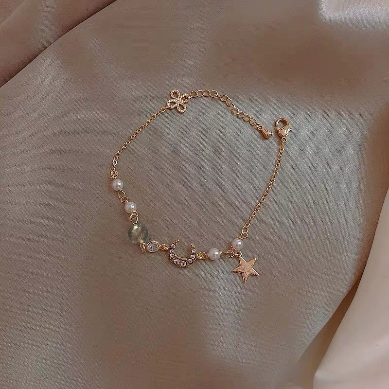 Vòng Tay Hình Mặt Trăng Xinh Xắn Dành Cho Nữ