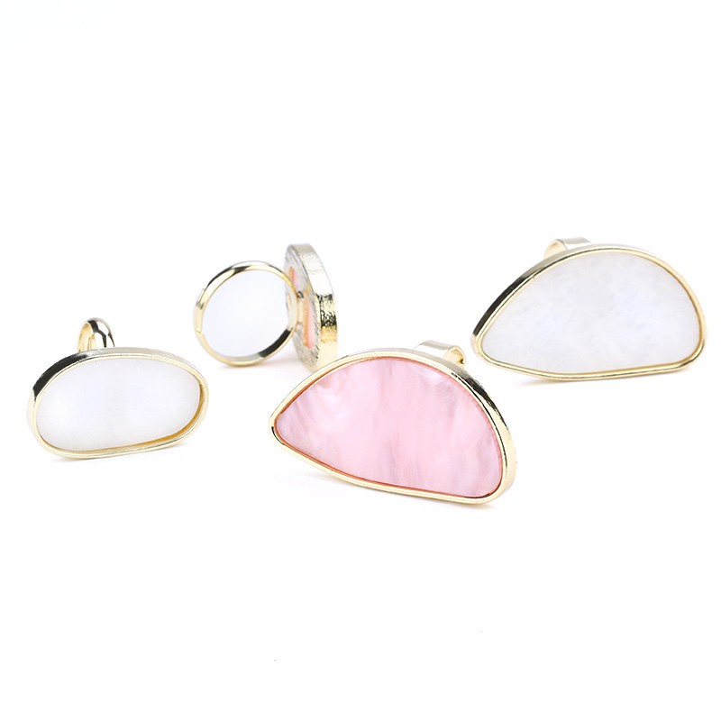 Nối dây điện thoại vào Nhẫn vàng tự nhiên Khung keo dán có dính lông mày đơn giản.