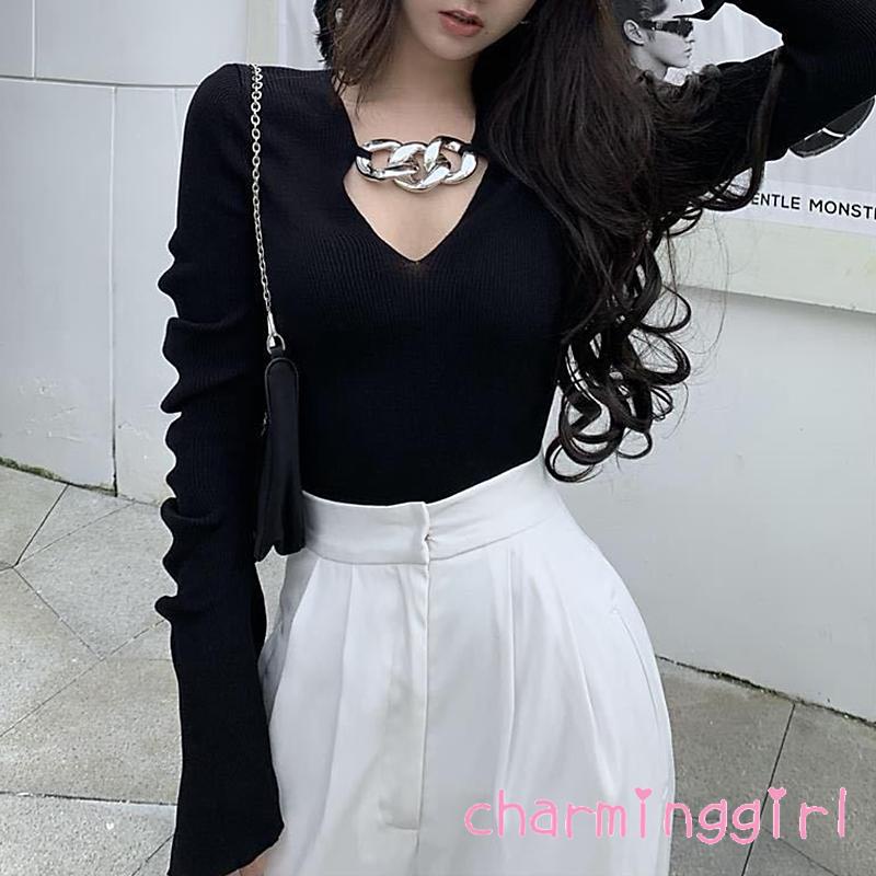 Áo dệt kim tay loe cổ chữ V phối dây xích thời trang cho nữ