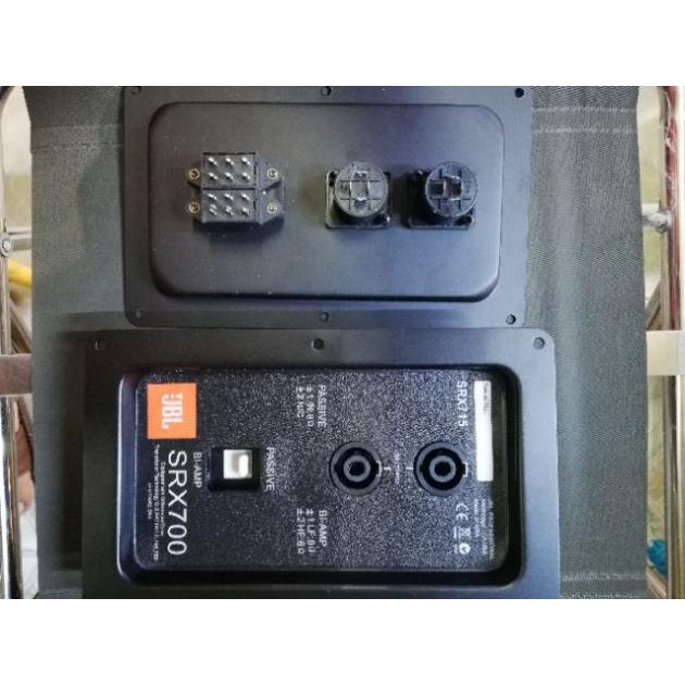 Hậu loa SRX 715 một đôi