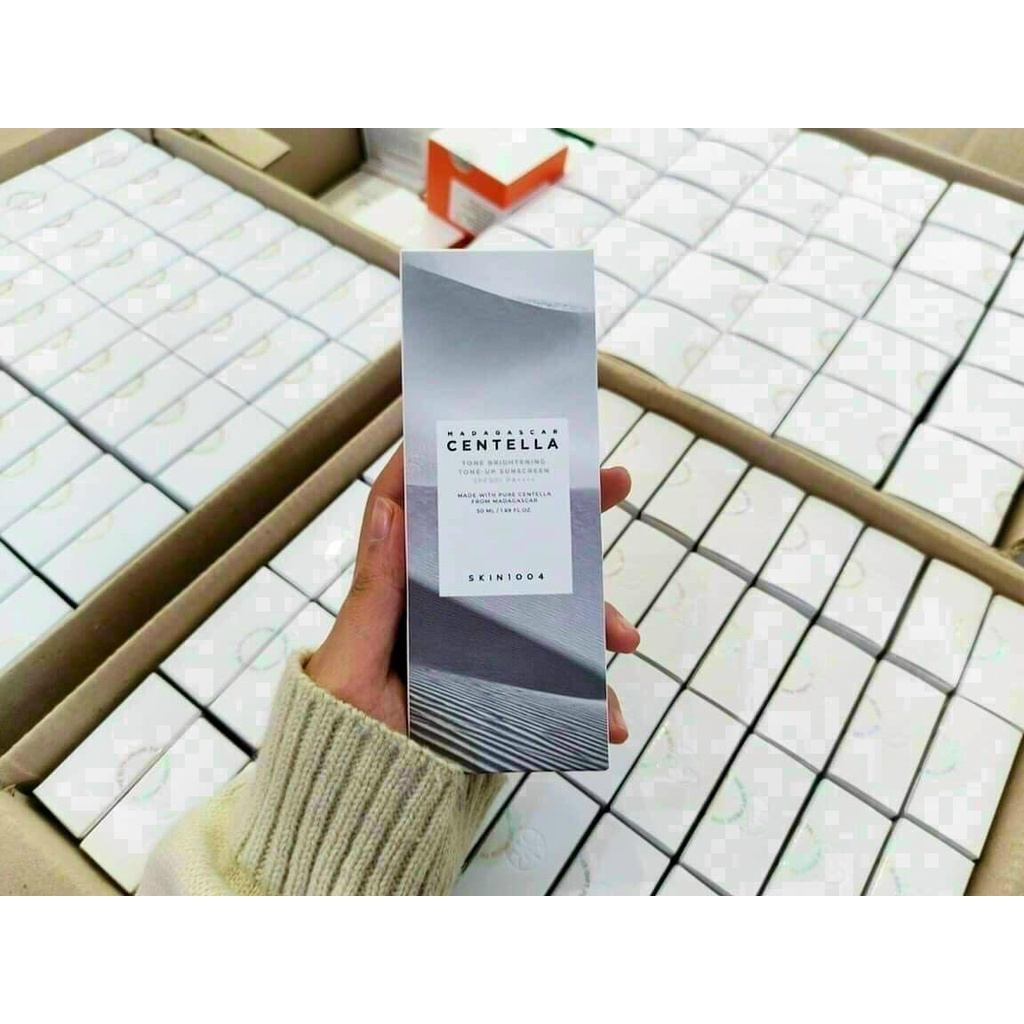 KEM CHỐNG NẮNG NÂNG TONE SKIN1004 MADAGASCAR CENTELLA TONE BRIGHTENING TONE UP SUNSCREEN SPF50 50ML - 12534