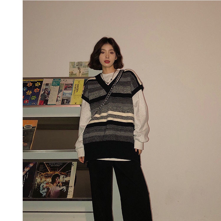Áo len không tay cổ chữ v dáng rộng thiết kế thời trang cá tính cho nữ
