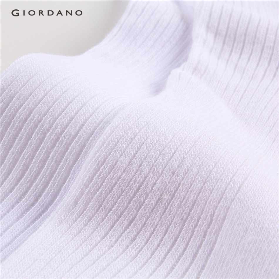 Set 3 đôi vớ Giordano 01155015 thun gân màu trơn dành cho nam